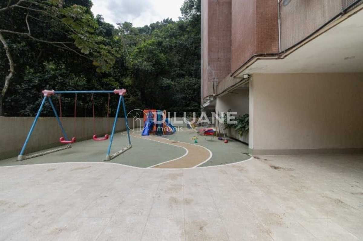 WhatsApp Image 2025-12-17 at 1 - 28