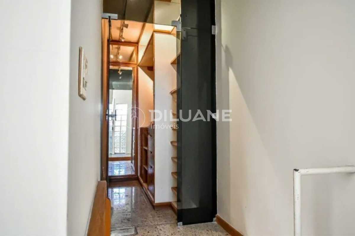 WhatsApp Image 2025-12-19 at 1 - 7