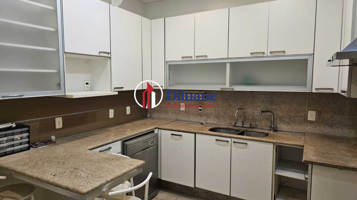 WhatsApp Image 2025-12-30 at 1 - 6