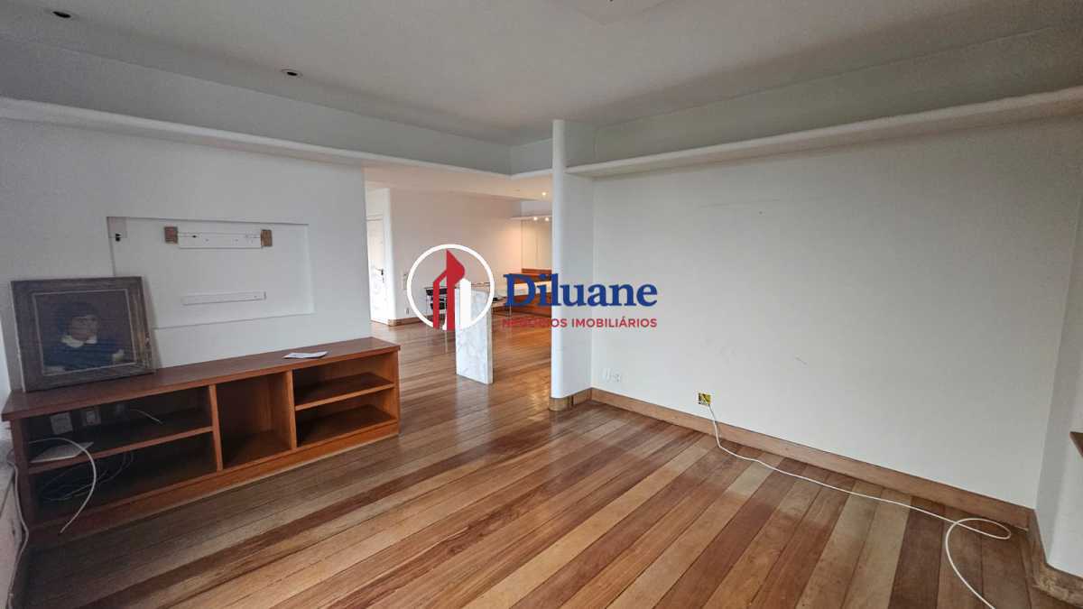 WhatsApp Image 2025-12-30 at 1 - 5