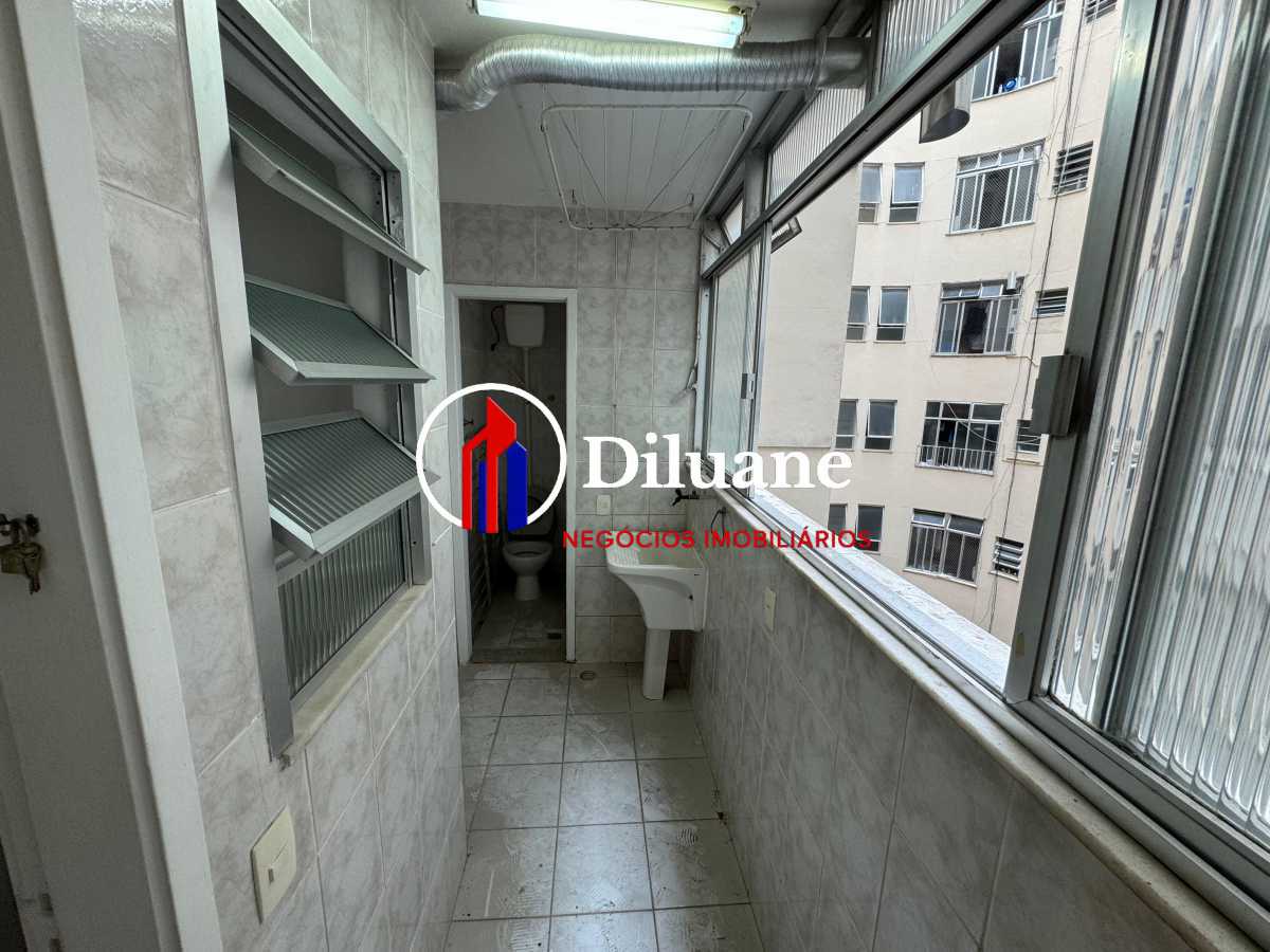 9e17e938-4b7a-4f9d-a2c4-4c7b24 - 18