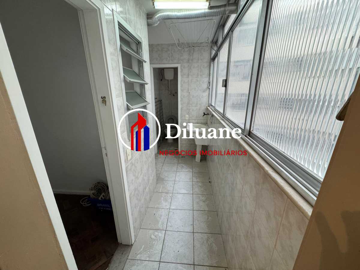 a81e5e45-9f49-4ddb-9ca2-079461 - 21