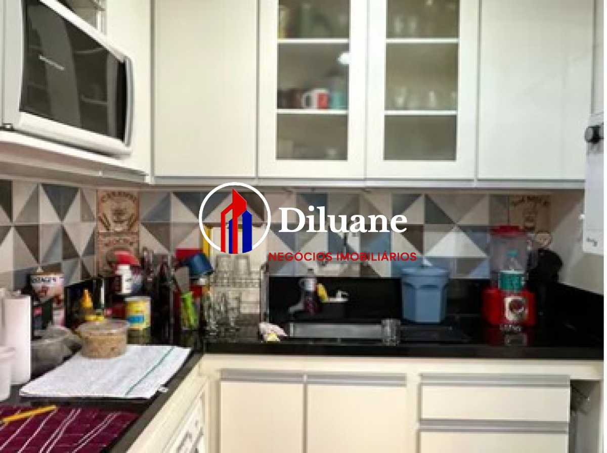 ec7ad3e5-6bce-4ef6-90f2-aa8b32 - 12