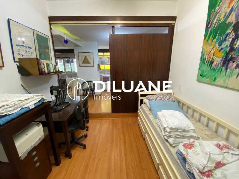 Conheça WhatsApp Image 2022-05-04 at 1 do imóvel - Apartamento de 3 quartos (1 suíte), sem garagem, em Copacabana - BTAP30357 - 9 WhatsApp Image 2022-05-04 at 1 - 9