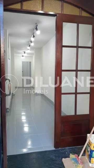 Conheça 741271219374232 do imóvel - Niterói Prédio com 3 andares Com Loja Frente de Rua Ótimo Investimento. Bem localizado. - NTPR30001 - 17 741271219374232 - 17