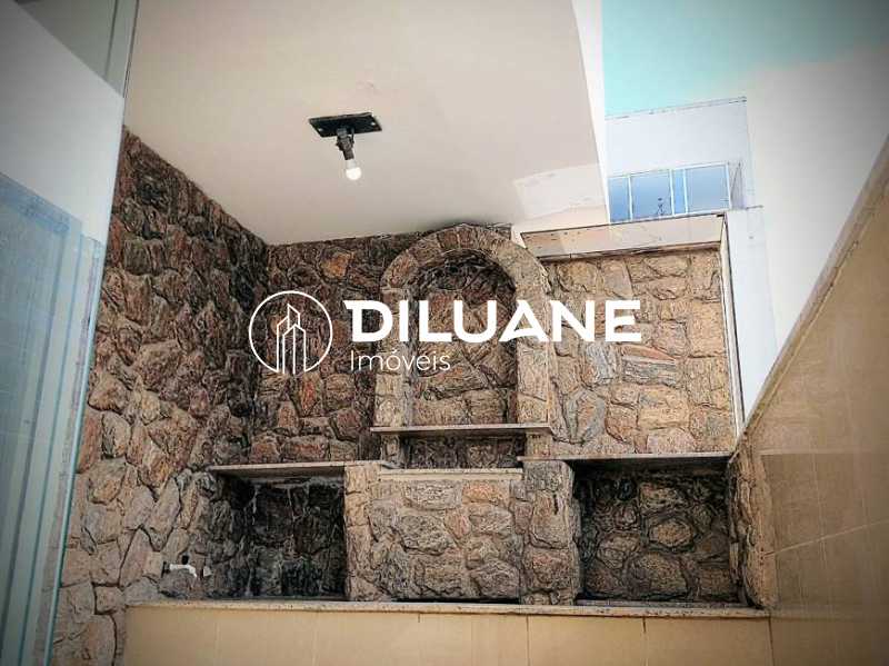 3b4749002b3c9ed43e98badf400fd3 - 2