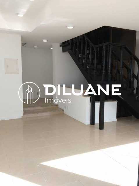 4984defdf128b7029475625e00729d - 11