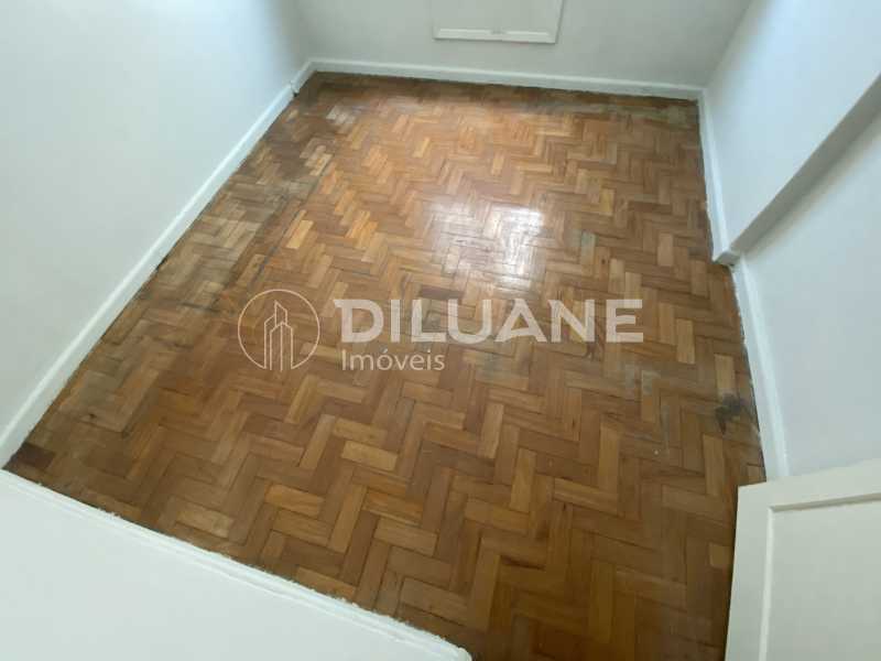 Conheça Piso Quarto 1 do imóvel - Niterói. Bem localizado. Ótimo apartamento. Aceita carta de crédito. - NTAP20102 - 15 Piso Quarto 1 - 15