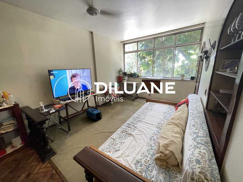 3C44433A-4C86-43E6-BFCE-D4F851 - 2