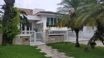 Casa de 4 quartos (2 suítes), vaga de garagem, na Barra da Tijuca - BTCN40006