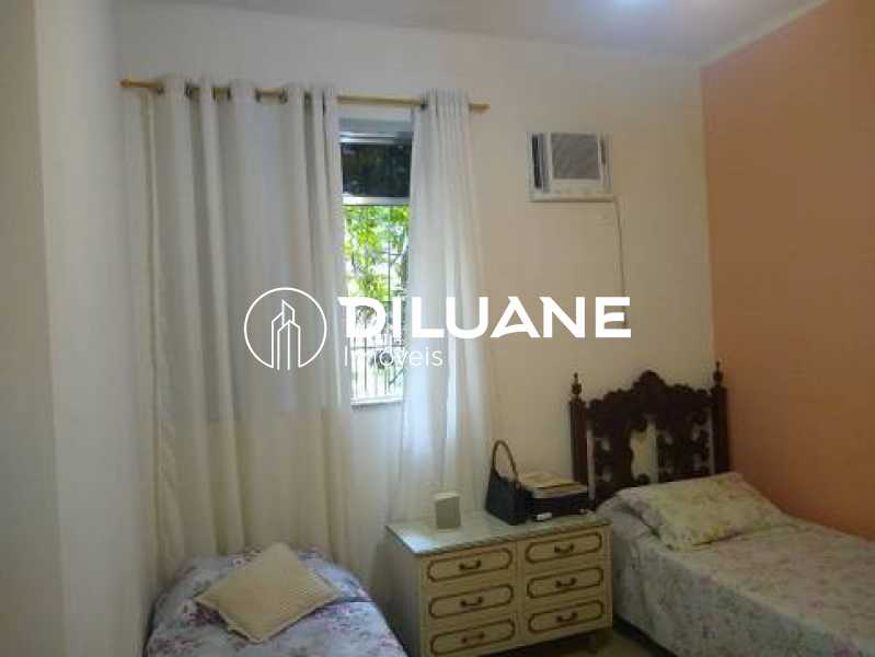 4 quartos c/ quintal-Flamengo - 10