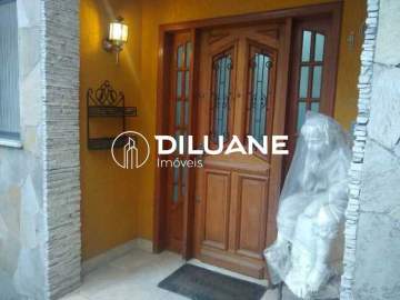 Excepcional apartamento tipo Garden com quintal na frente - BTAP40100