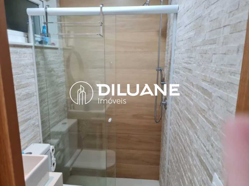 Conheça 963160200257356 do imóvel - Diluane Imoveis Vende. Icaraí Bem localizado. Medindo 140m². Quadra Praia. Garagem. Aceita permuta. - NTAP30056 - 20 963160200257356 - 20