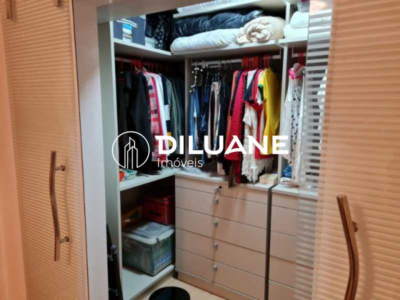 Conheça 965151328211285 do imóvel - Diluane Imoveis Vende. Icaraí Bem localizado. Medindo 140m². Quadra Praia. Garagem. Aceita permuta. - NTAP30056 - 11 965151328211285 - 11