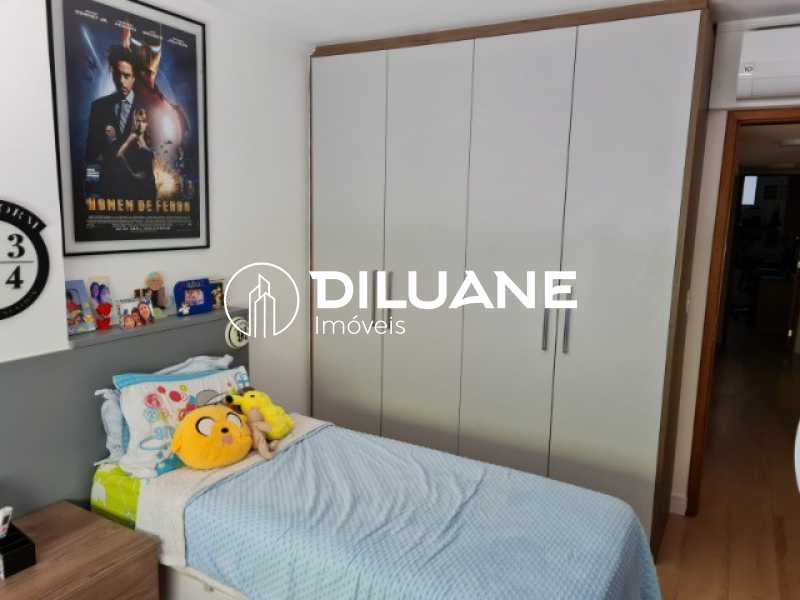 Conheça 967138446449909 do imóvel - Diluane Imoveis Vende. Icaraí Bem localizado. Medindo 140m². Quadra Praia. Garagem. Aceita permuta. - NTAP30056 - 7 967138446449909 - 7