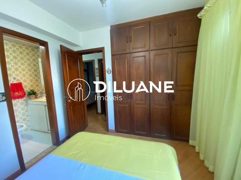 Conheça 20201222T1219410300-542378297. do imóvel - Diluane Vende: Oportunidade! Apartamento de 3 dormitório s c/ suíte, dep. completa, vista verde e vaga escriturada. - BTAP30071 - 16 20201222T1219410300-542378297. - 16