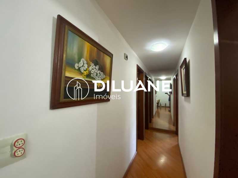 Conheça 20201222T1219410300-555751534. do imóvel - Diluane Vende: Oportunidade! Apartamento de 3 dormitório s c/ suíte, dep. completa, vista verde e vaga escriturada. - BTAP30071 - 17 20201222T1219410300-555751534. - 17