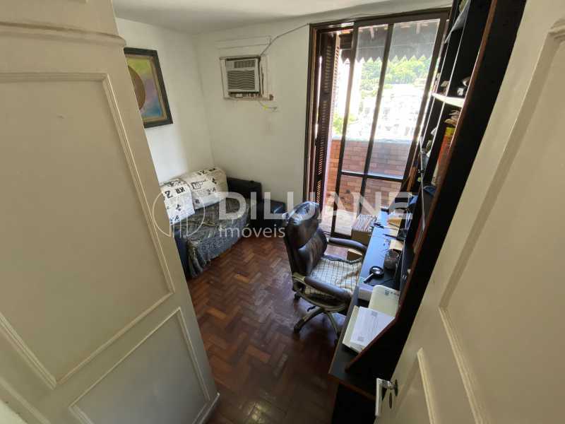 Quarto 2 - 33