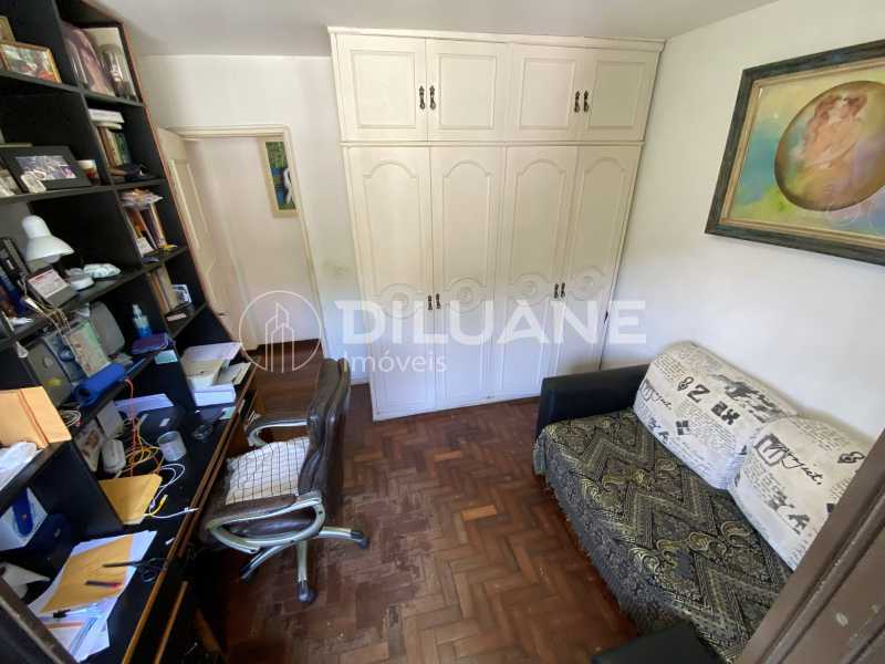 Quarto 2 - 16