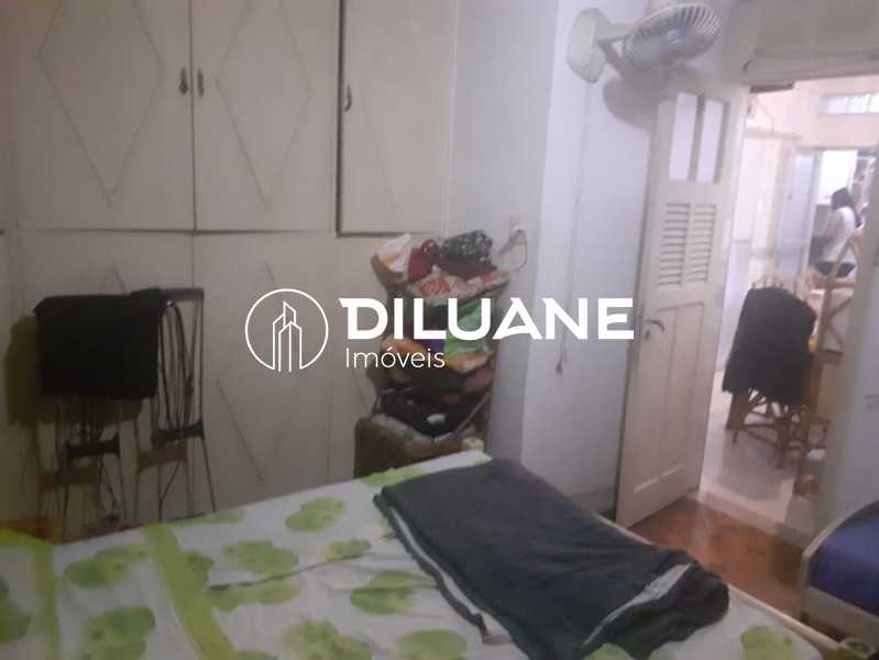 Conheça quarto solteiro 3 1 do imóvel - Oportunidade imperdível!!!!!Mega apartamento de três quartos, localizado na Praia de Botafogo de frente para o mar, tipo casa com um incrível jardim de inverno e espaço para festas, no apartamento (area externa). - BTAP40146 - 23 quarto solteiro 3 1 - 23