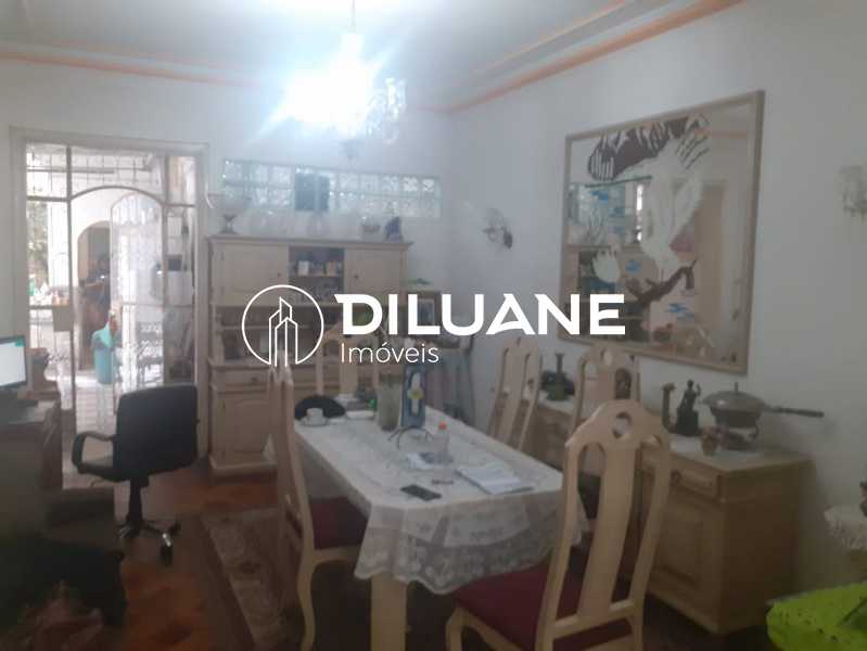 Conheça sala 1 angulo do imóvel - Oportunidade imperdível!!!!!Mega apartamento de três quartos, localizado na Praia de Botafogo de frente para o mar, tipo casa com um incrível jardim de inverno e espaço para festas, no apartamento (area externa). - BTAP40146 - 26 sala 1 angulo - 26