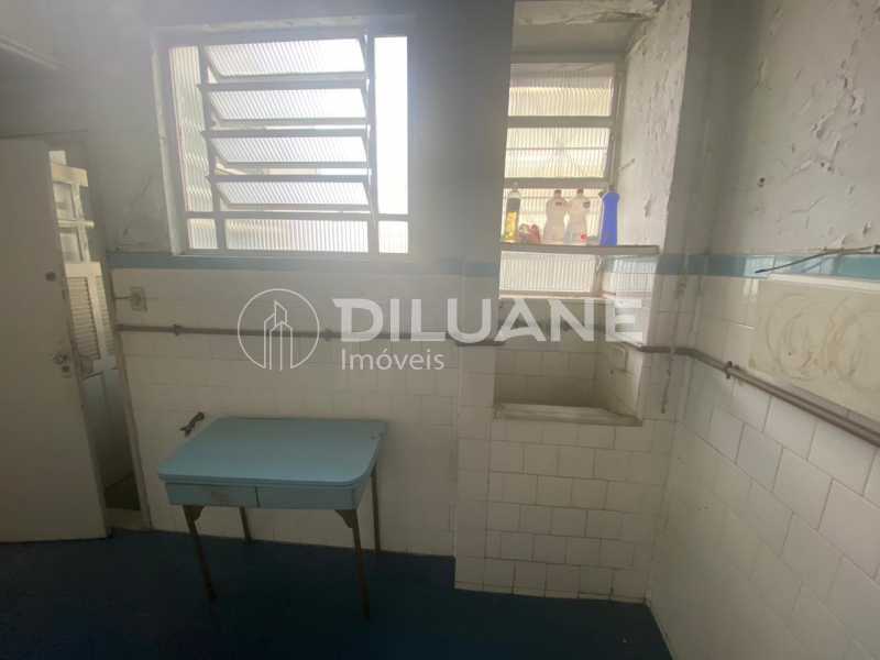 Conheça 10 do imóvel - apartamento de 3 quartos com possibilidade de suíte e vaga de garagem nas redondezas bem conservado portaria 24 horas claro e arejado excelente localização de Botafogo - BTAP30812 - 10 10 - 10