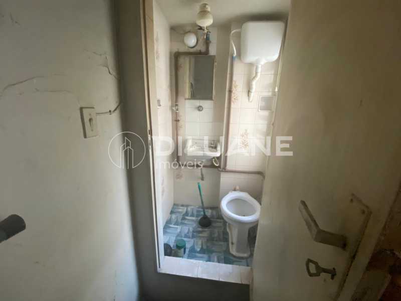Conheça 15 do imóvel - apartamento de 3 quartos com possibilidade de suíte e vaga de garagem nas redondezas bem conservado portaria 24 horas claro e arejado excelente localização de Botafogo - BTAP30812 - 15 15 - 15