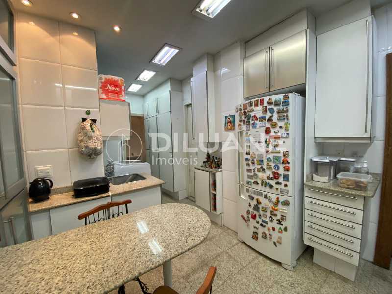 Conheça WhatsApp Image 2022-12-06 at 1 do imóvel - Apartamento à venda Avenida Atlântica, Copacabana, Rio de Janeiro - R$ 4.880.000 - CPAP30135 - 30 WhatsApp Image 2022-12-06 at 1 - 30