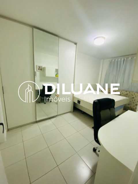 Conheça 331242164291121 do imóvel - Diluane Imóveis Vende. Excelente cobertuta 320m². 4 quartos suíte.Garagem 4 carros. Condominio Recém Construído. - BTCO40037 - 6 331242164291121 - 6