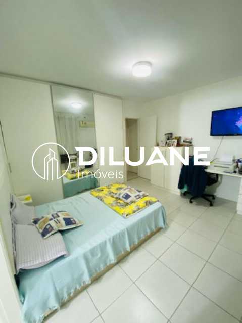 Conheça 336235642856306 do imóvel - Diluane Imóveis Vende. Excelente cobertuta 320m². 4 quartos suíte.Garagem 4 carros. Condominio Recém Construído. - BTCO40037 - 10 336235642856306 - 10