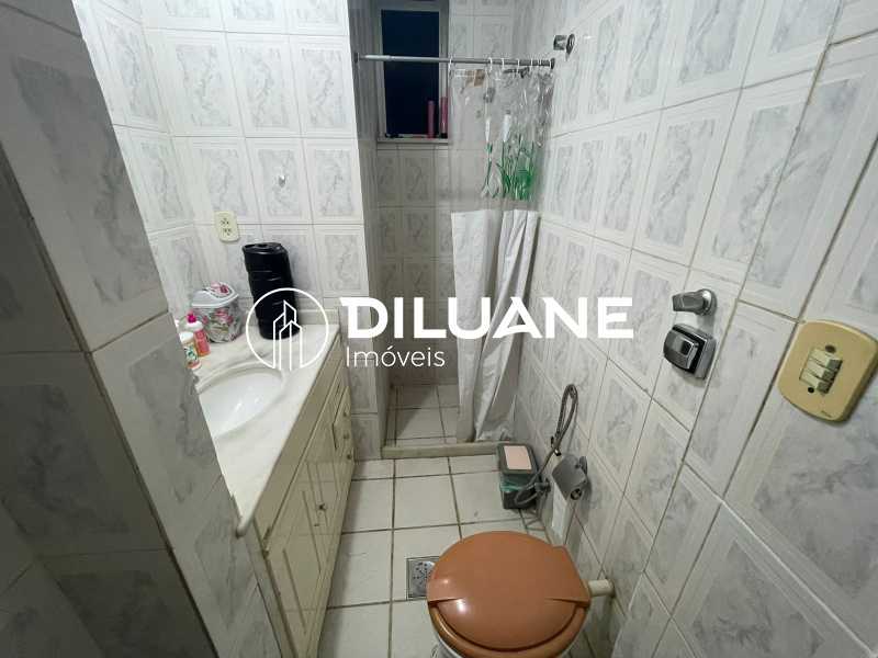 EF48CDA8-000F-4C8D-84A0-E85462 - 4