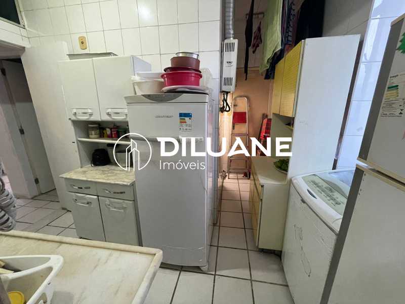 A52385E9-D9C3-41DA-9D55-6251C9 - 11