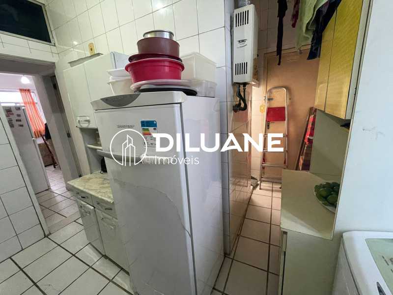 098ECF23-3BAC-4567-BEBD-990B5C - 14