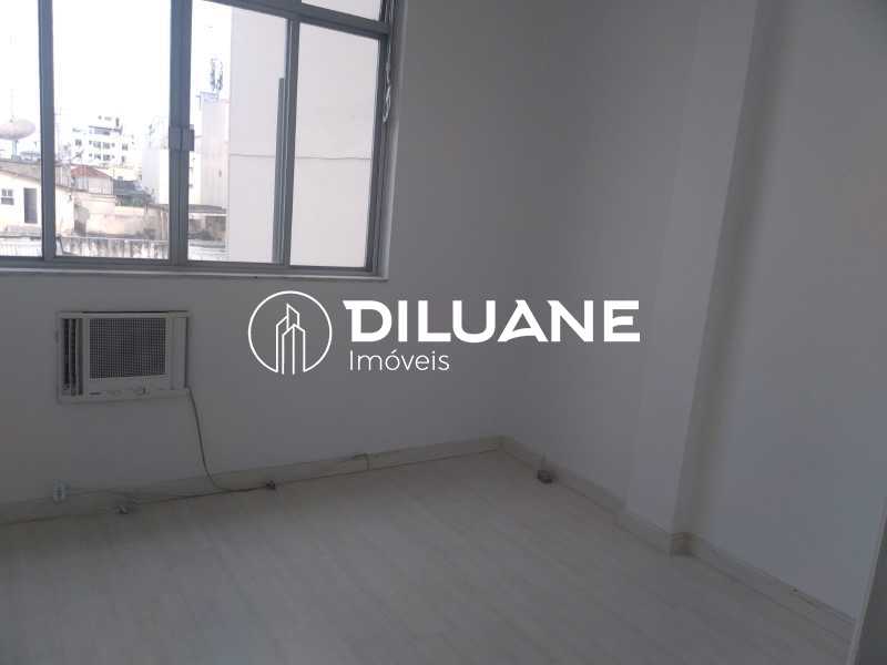 e8705f03-7ef6-4f22-a5fe-de82c8 - 8