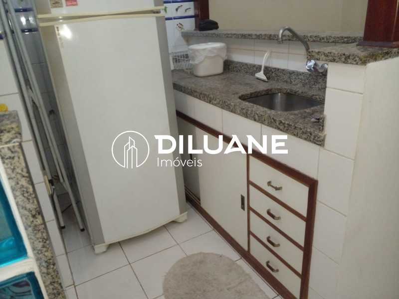 8300f77e-9d25-43cb-aa18-5ea8e9 - 12