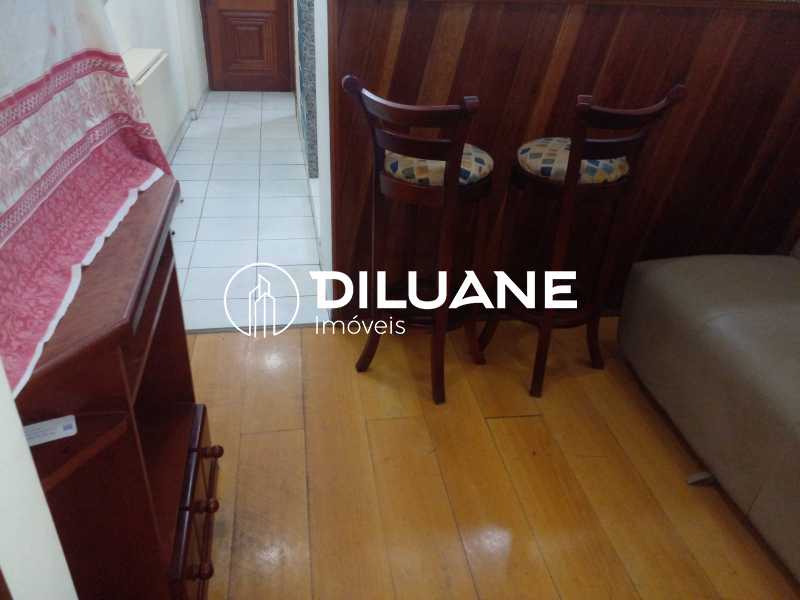 94524e63-f524-40e3-8520-405281 - 6