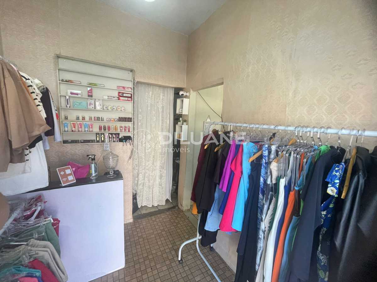 ed011f60-5da9-44b3-86c0-63a644 - 8