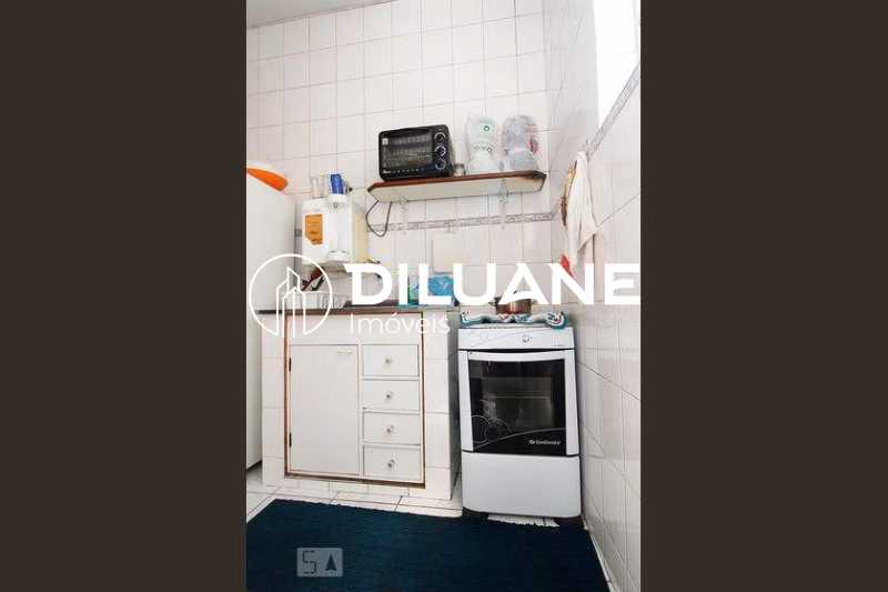 4797aa9b-6449-4601-8b8d-5b5e19 - 16