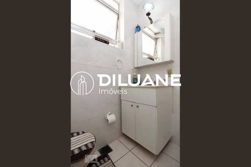 e8ef1411-7f3c-4b4c-98c5-4f87e8 - 25