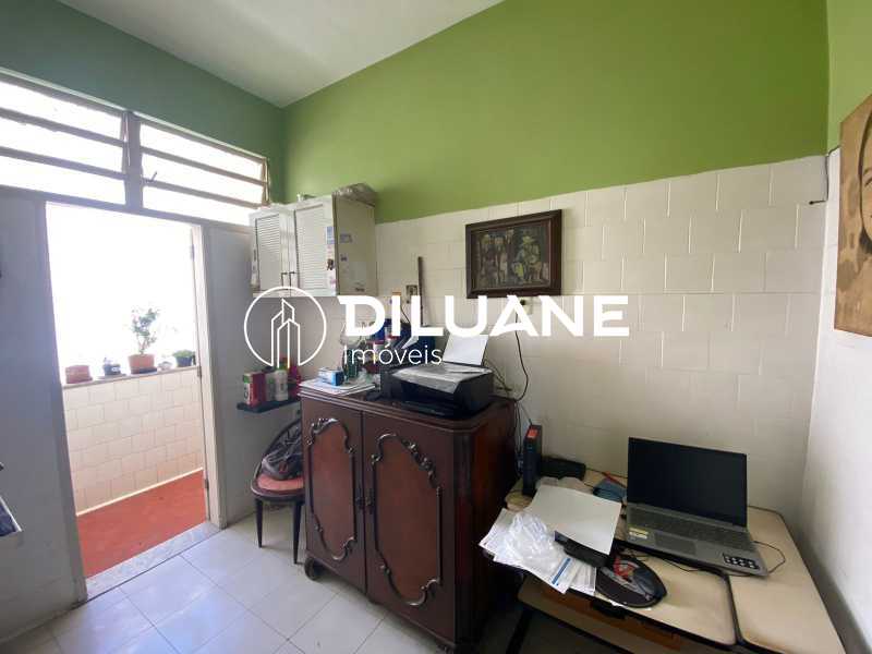 Conheça a1088e37-f879-4693-97f3-f7f8e4 do imóvel - Diluane imóveis vende: Apartamento com 158 metros no IPTU, 4 quartos. - BTAP40171 - 15 a1088e37-f879-4693-97f3-f7f8e4 - 15