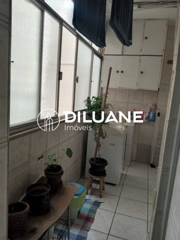 574272080151526 - 18