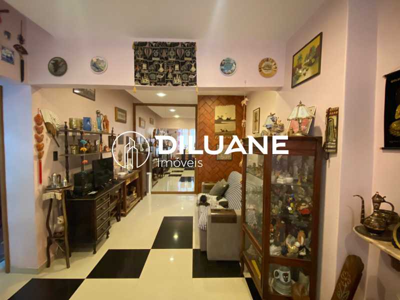 WhatsApp Image 2022-10-04 at 1 - 4