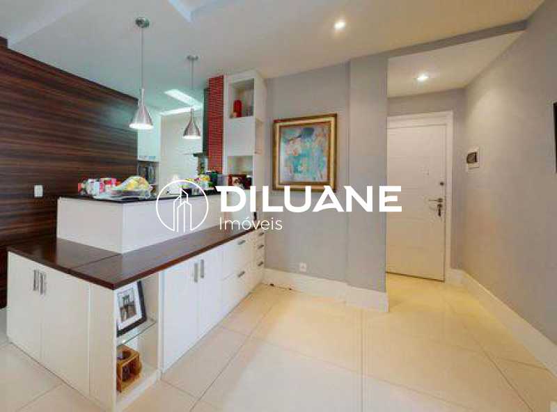 Conheça 3 Quartos Copacabana do imóvel - Diluane Imóveis Vende : Excelente Apartamento andar alto e Finamente reformado! - BTAP30641 - 8 3 Quartos Copacabana - 8