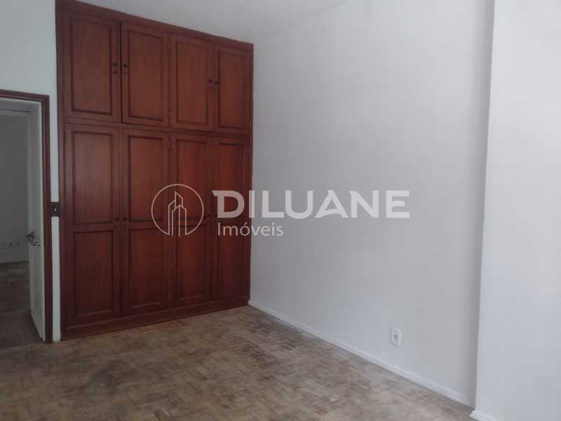 32274680-4232-430b-aa0c-e155ad - 24