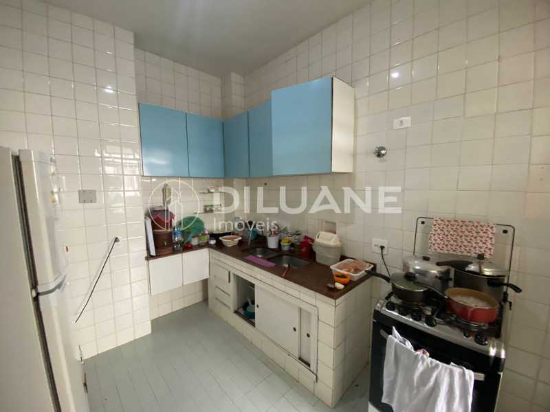 7253d6b6-6b9f-4002-a68c-92f965 - 21