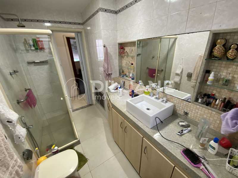 Conheça Banheiro social do imóvel - Apartamento 3 quartos à venda Flamengo, Rio de Janeiro - R$ 880.000 - BTAP31060 - 11 Banheiro social - 11