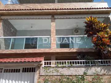 Diluane Imóveis Vende. Paraíso próximo à Rua Paul Leroux. Casa Duplex com ótimo Terraço. Garagem. Ótimo acabamento. Aceita carta de crédito. - NTCA40023
