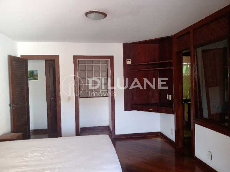 Conheça 321267476536481 do imóvel - Diluane Imoveis Vende. Piratininga. Excelente Triplex. 1a Quadra da Praia.Vista Panorâmica para Mar e Lagoa. - NTCA40024 - 11 321267476536481 - 11