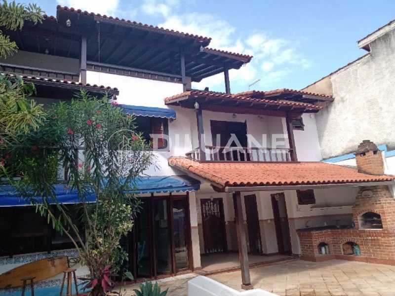 Conheça 323279235978431 do imóvel - Diluane Imoveis Vende. Piratininga. Excelente Triplex. 1a Quadra da Praia.Vista Panorâmica para Mar e Lagoa. - NTCA40024 - 2 323279235978431 - 2