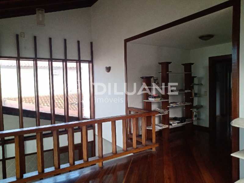 Conheça 327254838728041 do imóvel - Diluane Imoveis Vende. Piratininga. Excelente Triplex. 1a Quadra da Praia.Vista Panorâmica para Mar e Lagoa. - NTCA40024 - 4 327254838728041 - 4